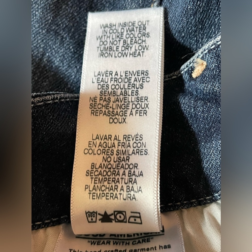 Good American Good Leg jeans. - Picture 7 of 8